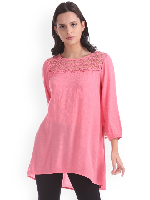 

Cherokee Women Pink Solid High-Low Top