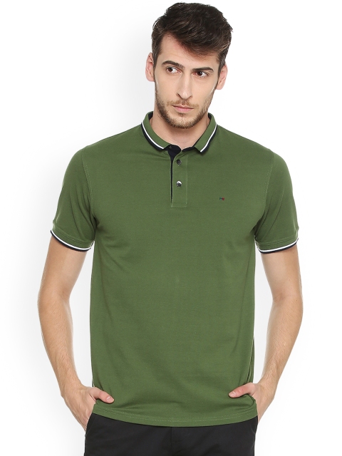 

Peter England Casuals Men Green Solid Polo Collar T-shirt