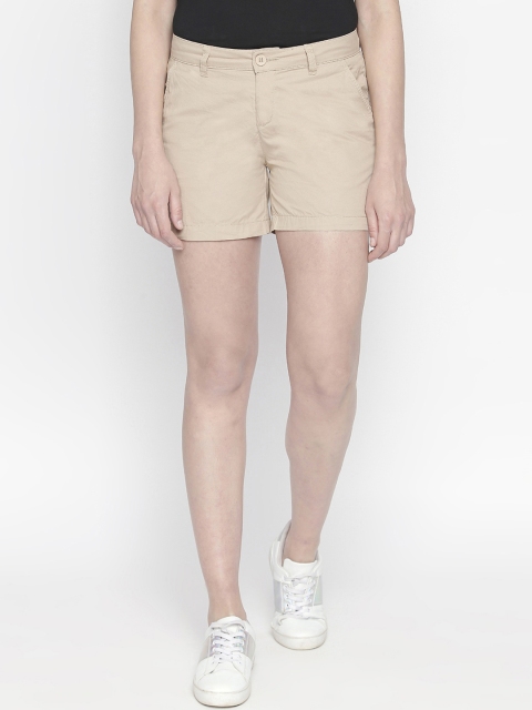 

Honey by Pantaloons Women Beige Solid Regular Fit Shorts