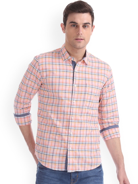 

Ruggers Men Pink & Blue Regular Fit Checked Casual Shirt