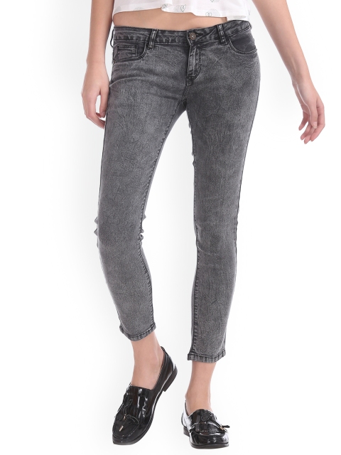 

Sugr Women Grey Skinny Fit Mid-Rise Clean Look Jeans
