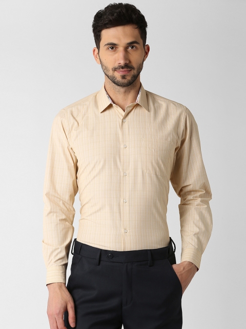 

Peter England Men Yellow Slim Fit Checked Formal Shirt