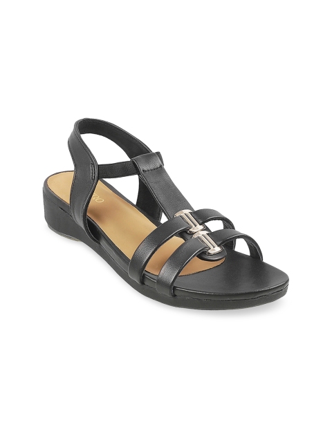 

Metro Women Black Solid Heels