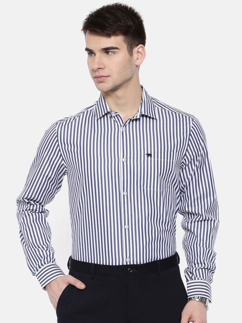 

THE BEAR HOUSE Men Blue & White Slim Fit Striped Smart Casual Shirt