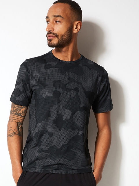 

Marks & Spencer Men Grey Printed Round Neck T-shirt