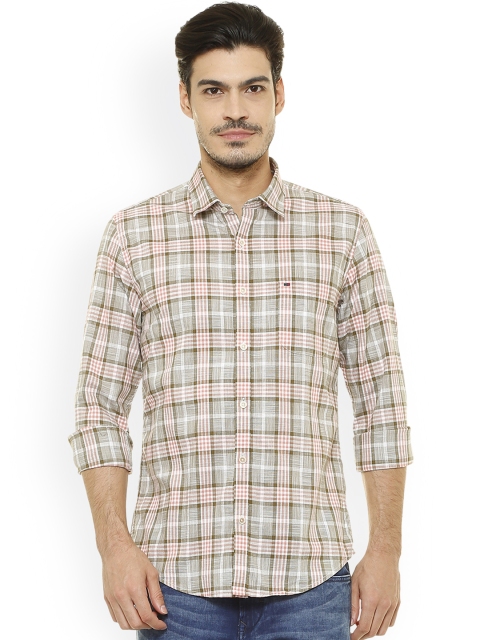 

Peter England Casuals Men Green & Off-White Slim Fit Checked Casual Shirt