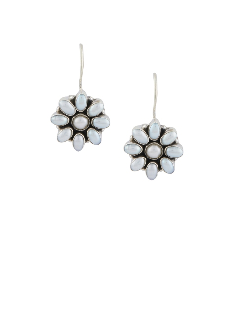 

ahilya Sterling Silver Floral Mother Of Pearl Dangler