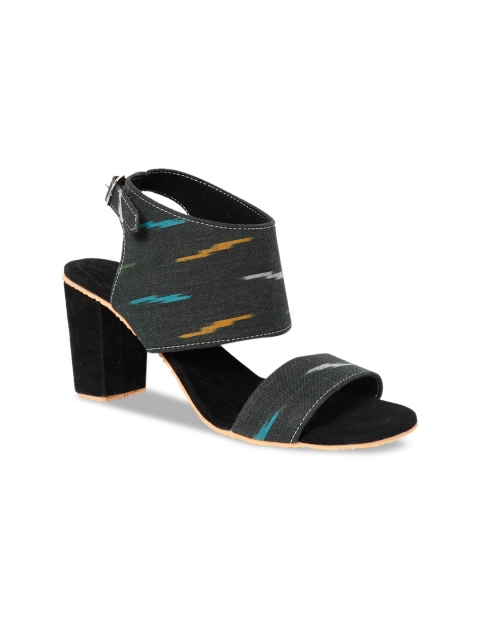 

TJORI Women Black & Grey Printed Sandals