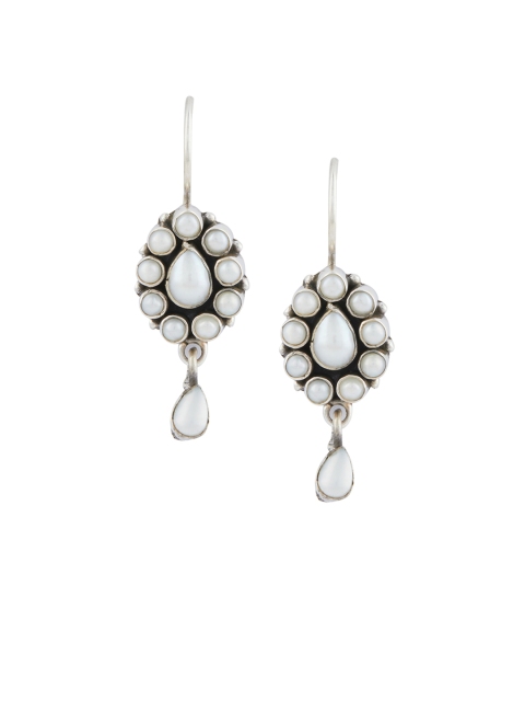 

ahilya Sterling Silver Teardrop Shaped Handcrafted Drop Earrings