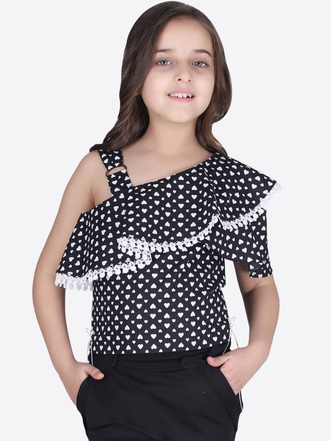 

CUTECUMBER Girls Black & White Printed Top
