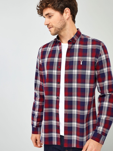 

next Men Red & Navy Blue Standard Slim Fit Checked Casual Shirt