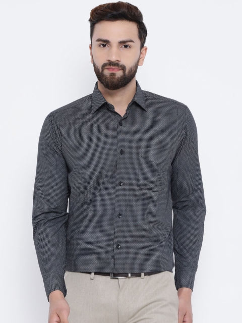 

Richlook Men Charcoal & White Regular Fit Checked Formal Shirt