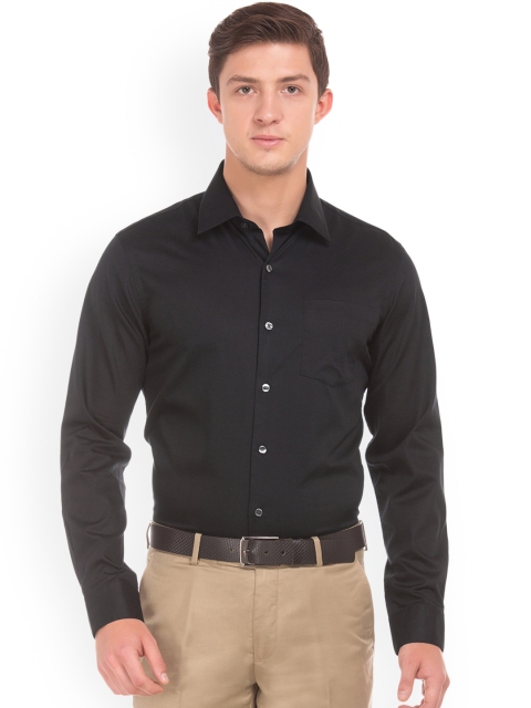 

Arrow Men Black Slim Fit Printed Semiformal Shirt