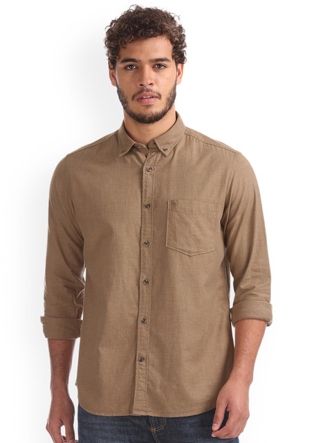 

IZOD Men Brown Slim Fit Solid Casual Shirt