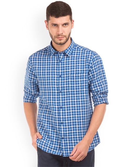 

IZOD Men Blue & White Slim Fit Checked Casual Shirt