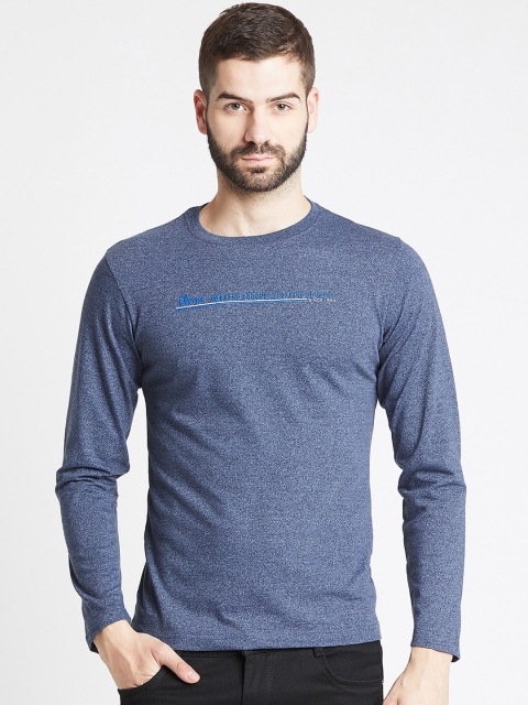 

Okane Men Blue Solid Round Neck T-shirt