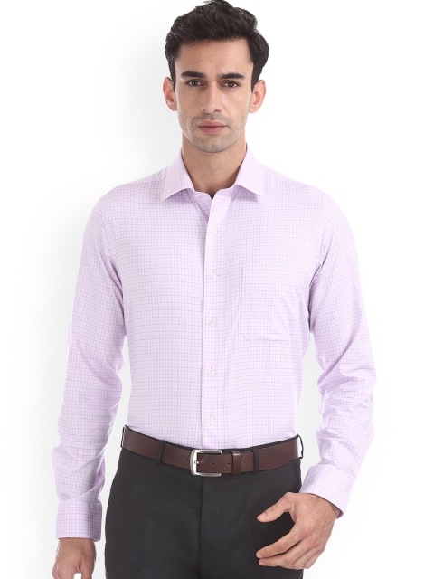 

Arrow Men Pink Regular Fit Checked Semiformal Shirt