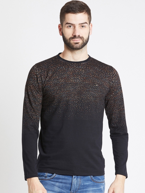 

Okane Men Black Printed Round Neck T-shirt