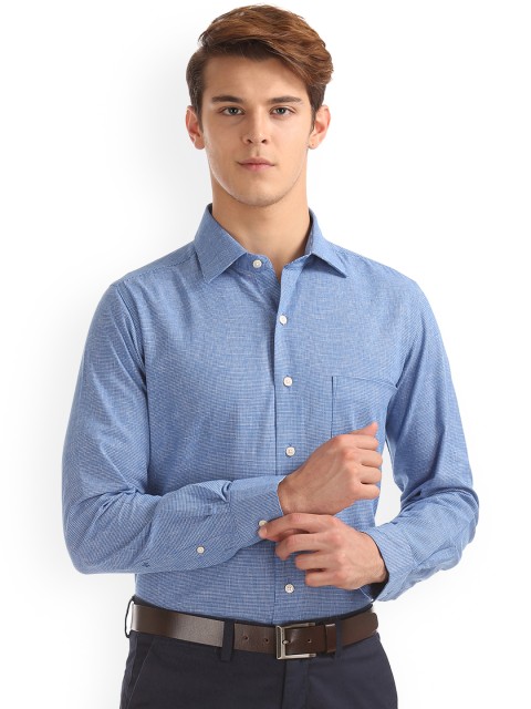

Arrow Men Blue & White Regular Fit Checked Semiformal Shirt