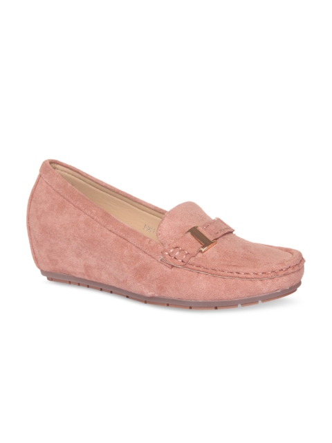 

Flat n Heels Women Pink Solid Pumps