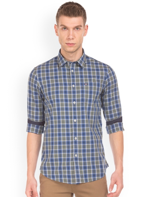 

Arrow Sport Men Blue & Grey Slim Fit Checked Casual Shirt