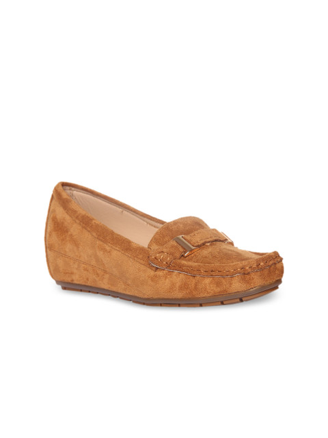 

Flat n Heels Women Tan Brown Solid Suede Pumps