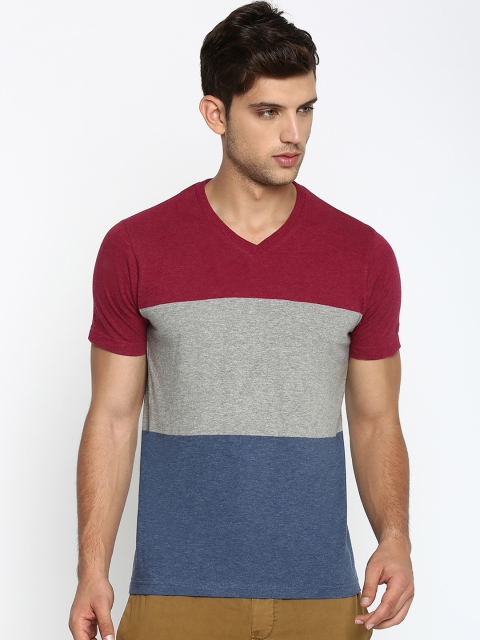 

Basics Men Maroon Colourblocked V-Neck T-shirt