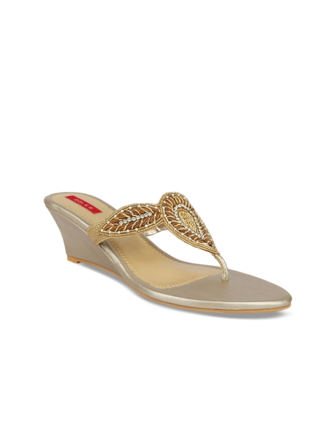

SOLES Women Gold-Toned Solid Sandals