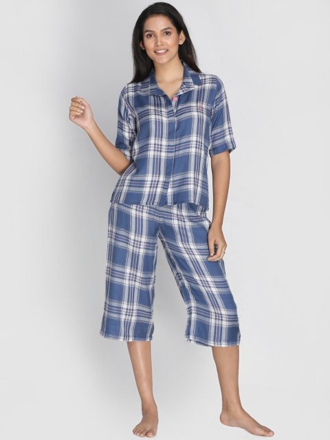 

Clt.s Women Blue & White Checked Night suit