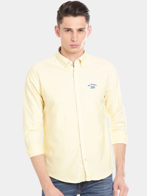 

Bar Harbour Men Yellow Comfort Slim Fit Printed Casual Shirt