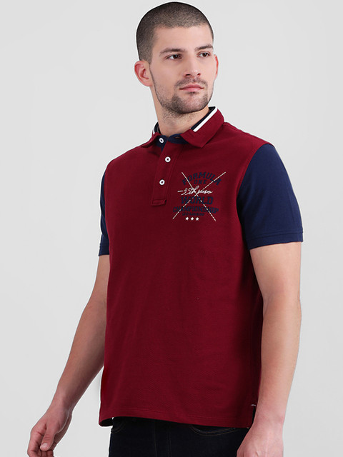 

Leo Sansini Men Maroon & Navy Blue Colourblocked Polo Collar T-shirt