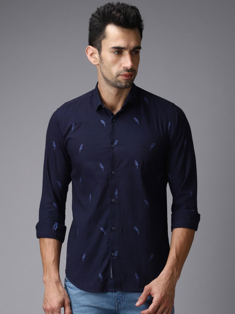 

Bene Kleed Men Navy Blue Smart Slim Fit Printed Casual Shirt