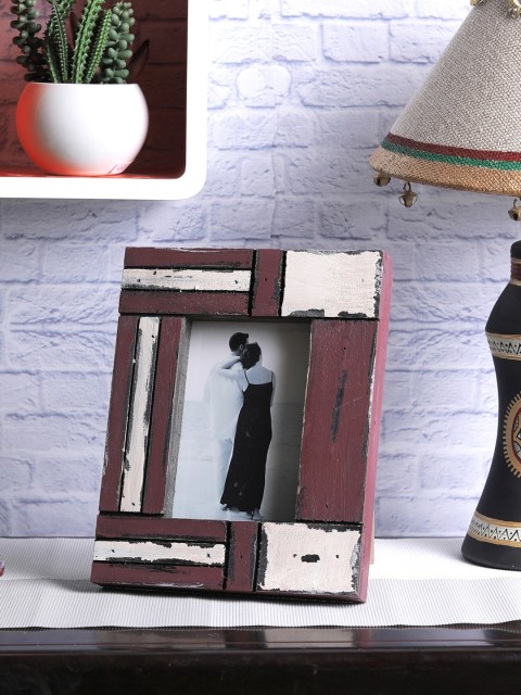 

Aapno Rajasthan White & Red Wooden Photo Frame