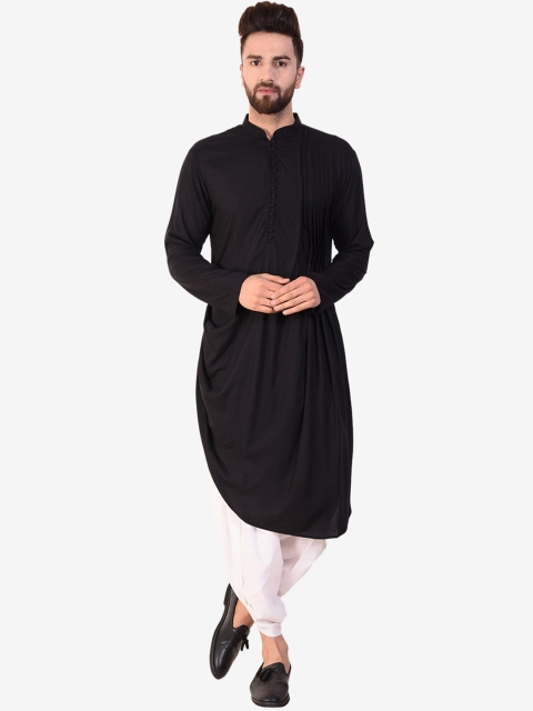 

Zotw Men Black Solid Asymmetrical Hem Straight Kurta