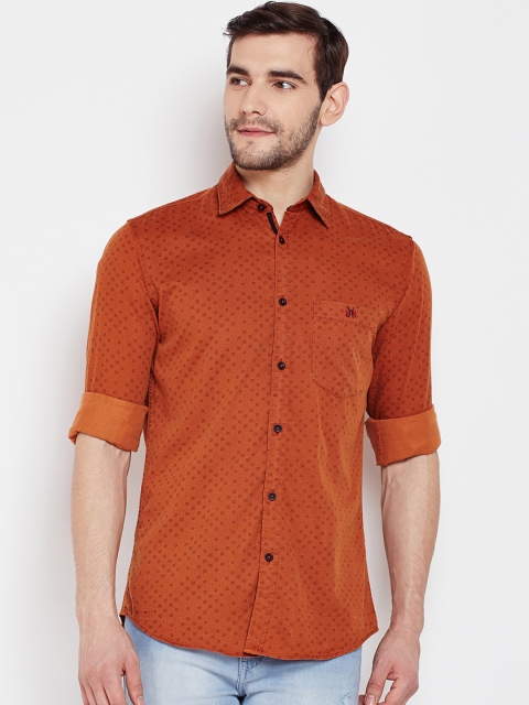 

Crimsoune Club Men Brown Slim Fit Printed Casual Shirt