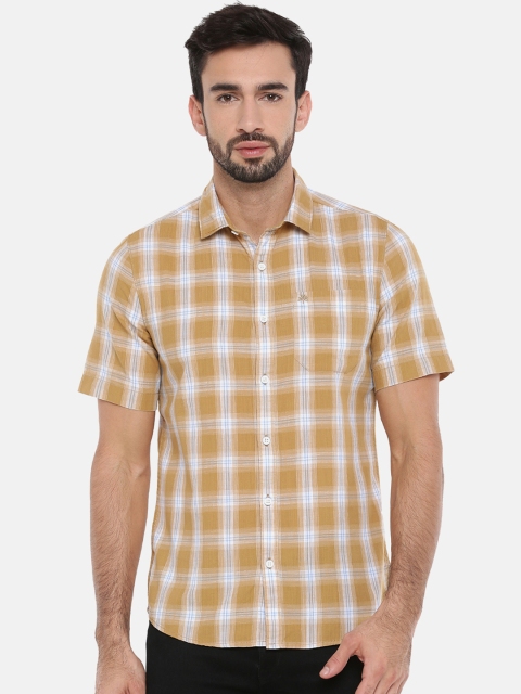 

Chennis Men Beige Slim Fit Checked Casual Shirt