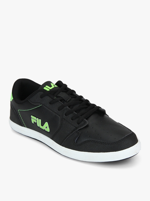 

FILA Men Black Sneakers