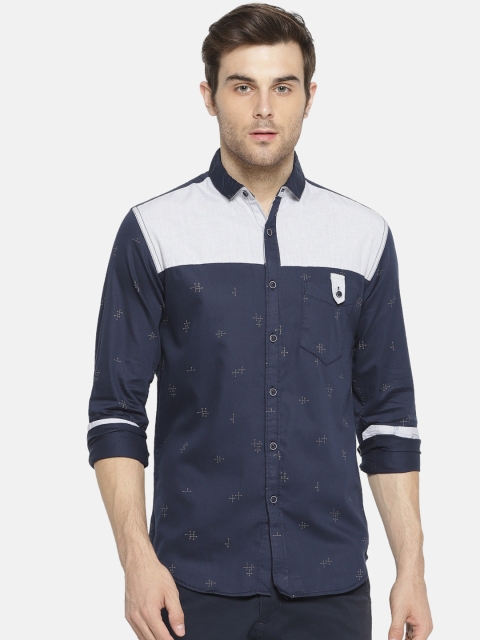 

Campus Sutra Men Blue & White Regular Fit Colourblocked Casual Shirt