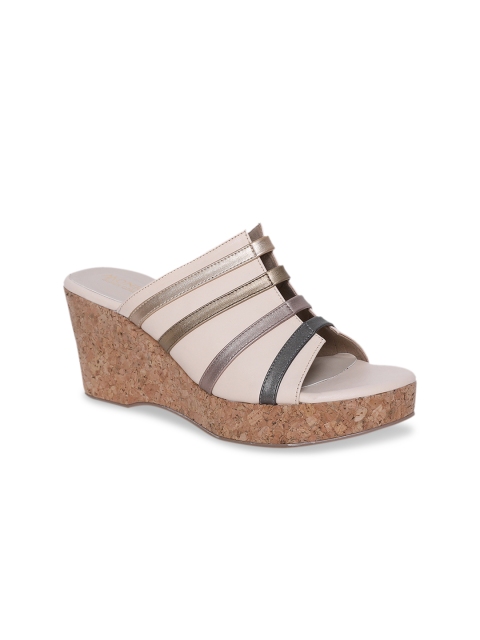 

Monrow Women Beige Striped Heels
