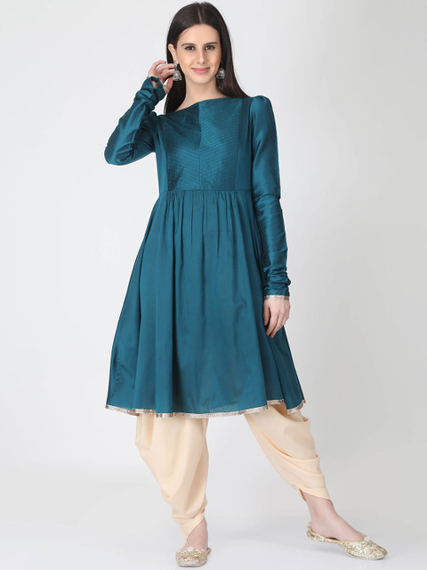 

Abhishti Women Green & Beige Solid Kurta with Dhoti Pants