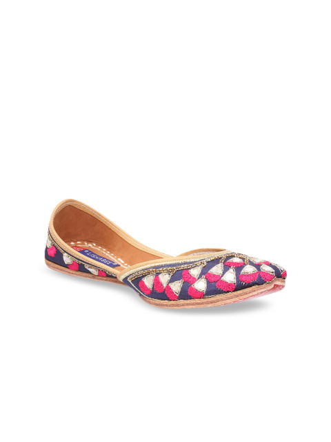

MSC Women Blue Embroidered Leather Juttis