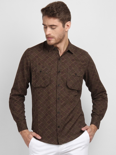 

LA LOFT Men Brown Regular Fit Printed Casual Shirt