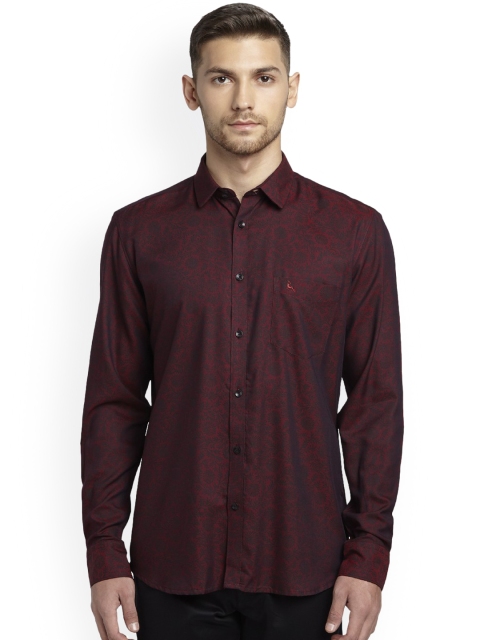 

Parx Men Maroon Slim Fit Self Design Casual Shirt