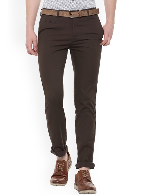

V Dot Men Brown Slim Fit Solid Chinos