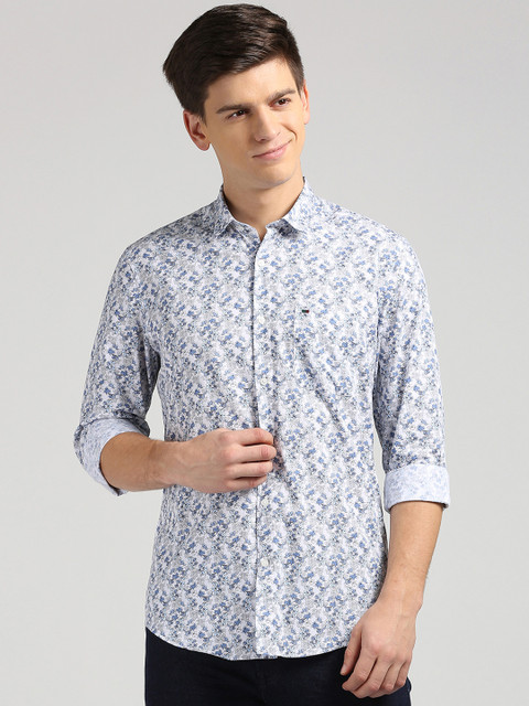 

Peter England Casuals Men Blue & White Slim Fit Printed Casual Shirt