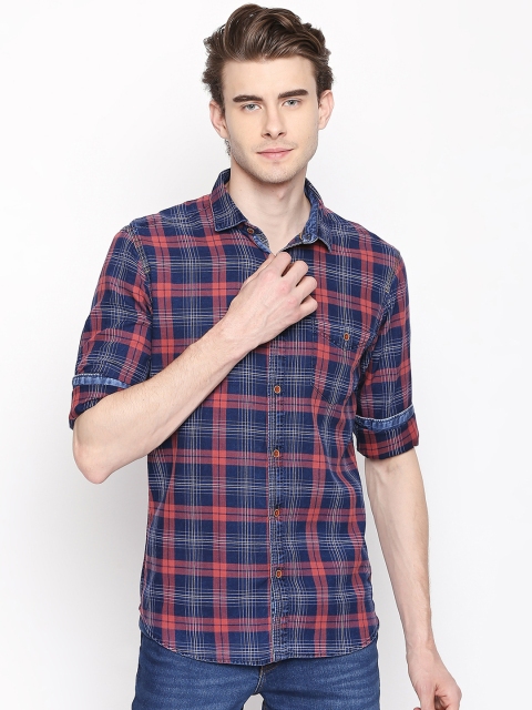 

SF JEANS by Pantaloons Men Red & Navy Blue Slim Fit Checked Casual Shirt