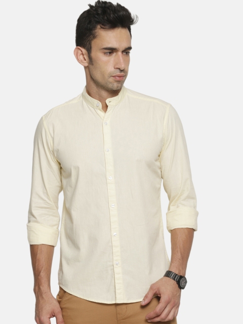 

IVOC Men Yellow Smart Slim Fit Solid Casual Shirt
