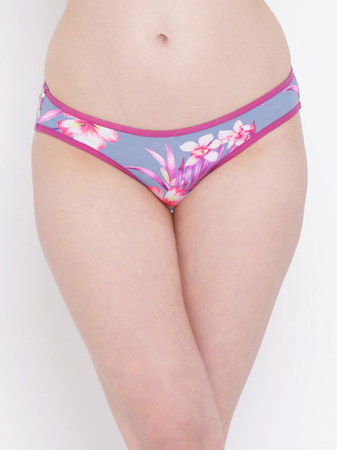 

Clovia Women Purple & Blue Printed Bikini Briefs PN3092P12XL