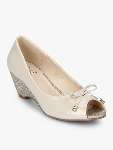 

KetImporta Women Beige Solid Peep Toes