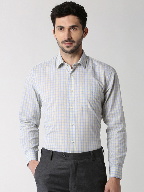 

Peter England Men Grey Regular Fit Checked Formal Shirt